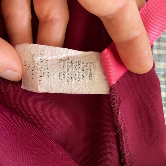 Raspberry Red Jayvee Circle/Skater Skirt (size unknown, probably fits XS-S) - Picture 5 of 7